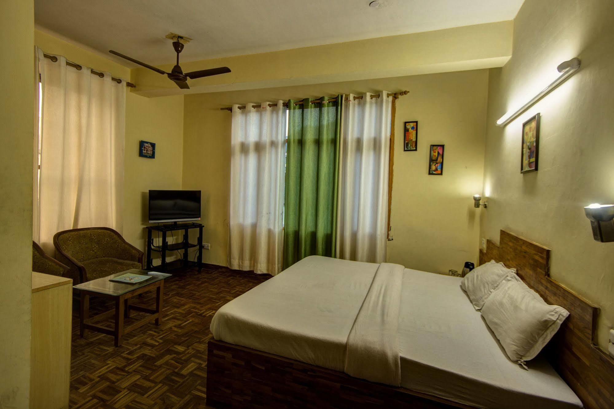 Kalinga Grand Hotel 马拉里 外观 照片